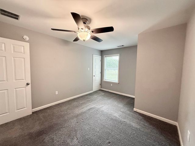 90 SQUIRES GROVE DR, Atoka, TN 38004