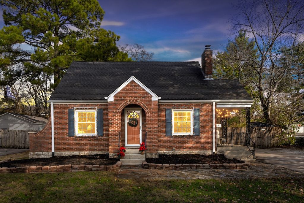 2608 Bluefield Ave, Nashville, TN 37214
