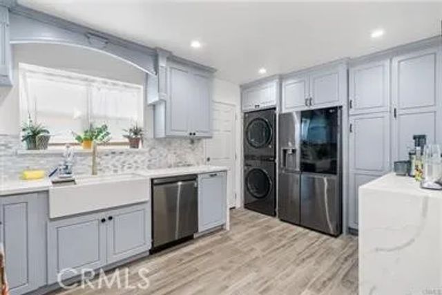 1743 W 79th, Los Angeles, CA 90047