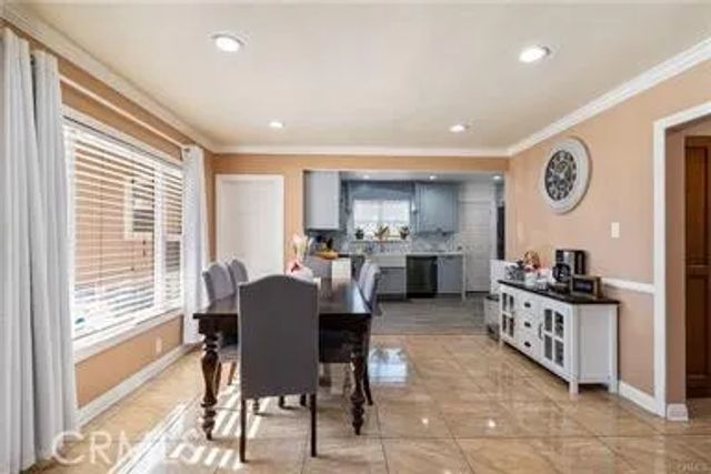 1743 W 79th, Los Angeles, CA 90047