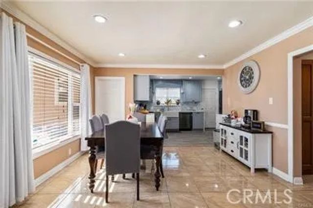 1743 W 79th, Los Angeles, CA 90047