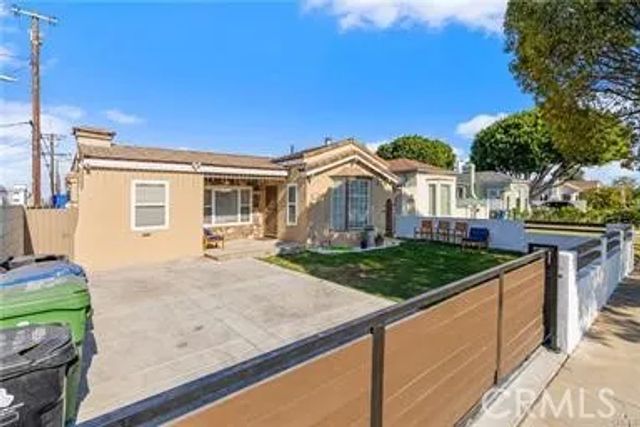 1743 W 79th, Los Angeles, CA 90047