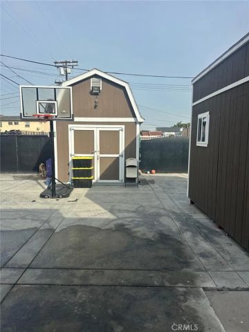 1743 W 79th, Los Angeles, CA 90047