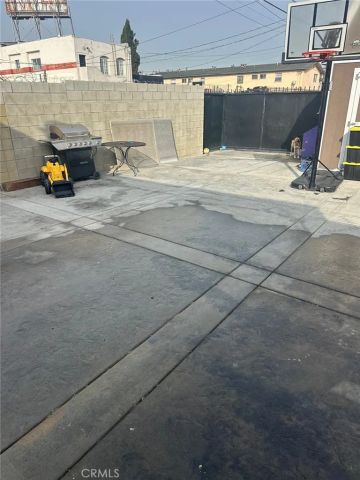 1743 W 79th, Los Angeles, CA 90047