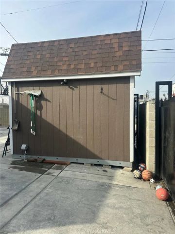 1743 W 79th, Los Angeles, CA 90047