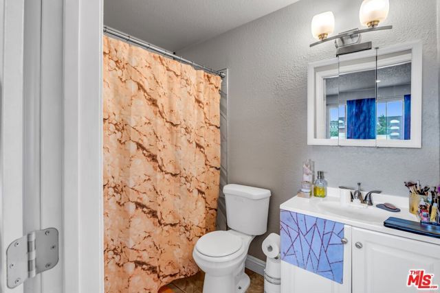 223 S Acacia Avenue 205, Compton, CA 90220