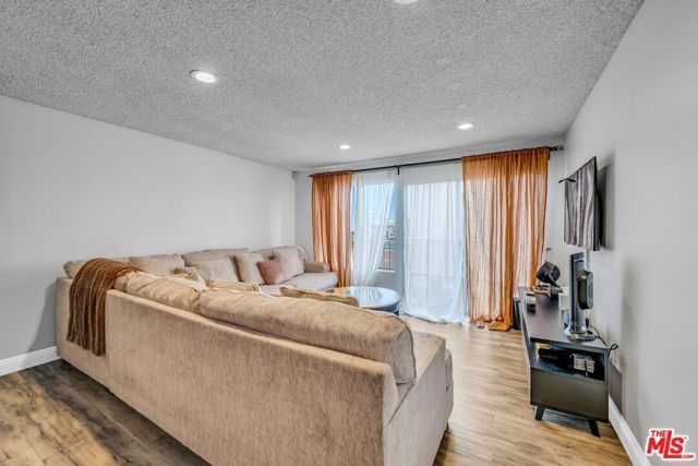 223 S Acacia Avenue 205, Compton, CA 90220