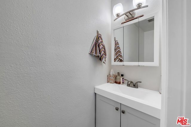 223 S Acacia Avenue 205, Compton, CA 90220