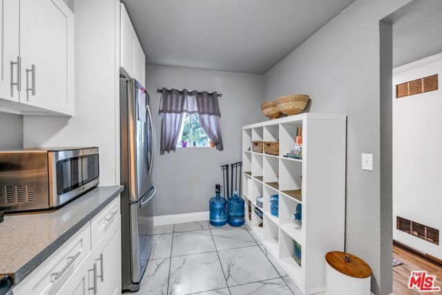 223 S Acacia Avenue 205, Compton, CA 90220