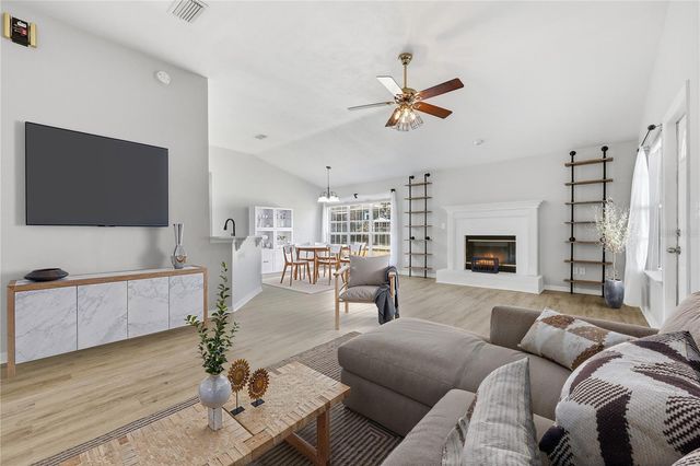 11602 NW 15TH LANE, Gainesville, FL 32606