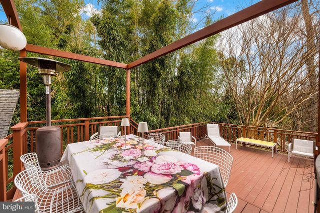3411 33RD PL NW, Washington, DC 20008