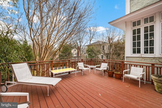 3411 33RD PL NW, Washington, DC 20008