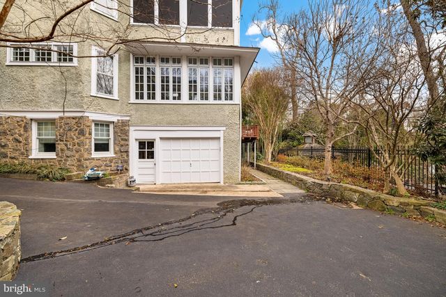 3411 33RD PL NW, Washington, DC 20008
