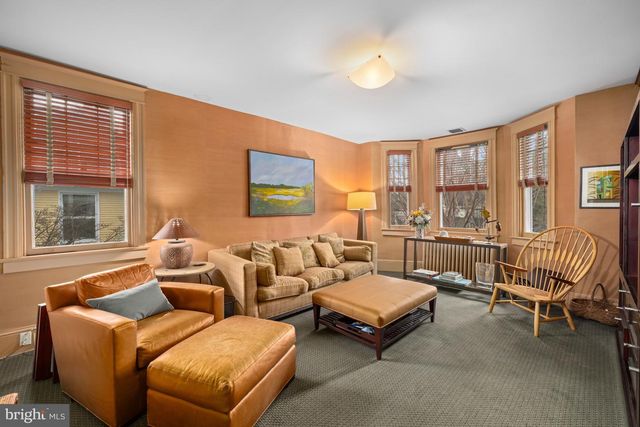 3411 33RD PL NW, Washington, DC 20008
