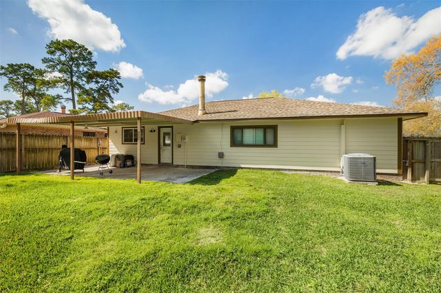 17458 Jolly Boat Drive, Crosby, TX 77532