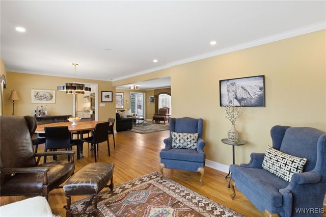 125 Briarhill Road, Amherst, NY 14221