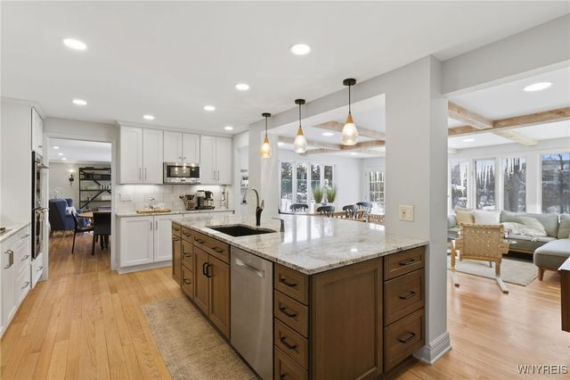 125 Briarhill Road, Amherst, NY 14221