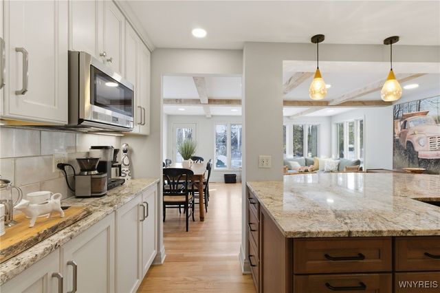 125 Briarhill Road, Amherst, NY 14221