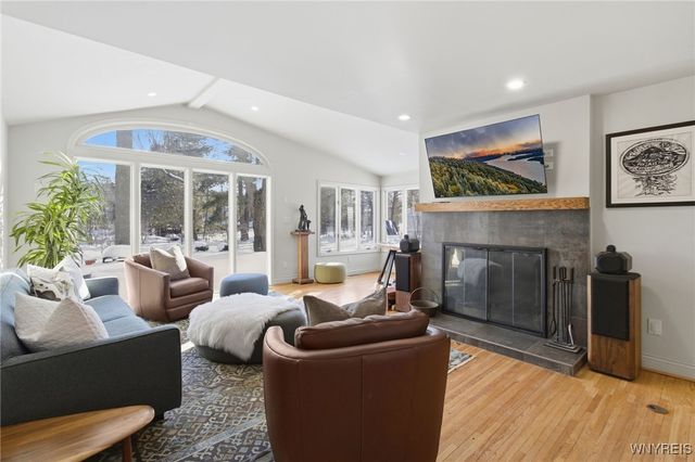 125 Briarhill Road, Amherst, NY 14221