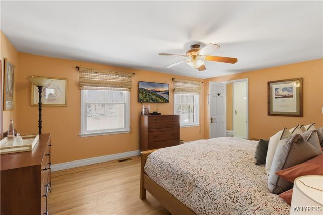 125 Briarhill Road, Amherst, NY 14221