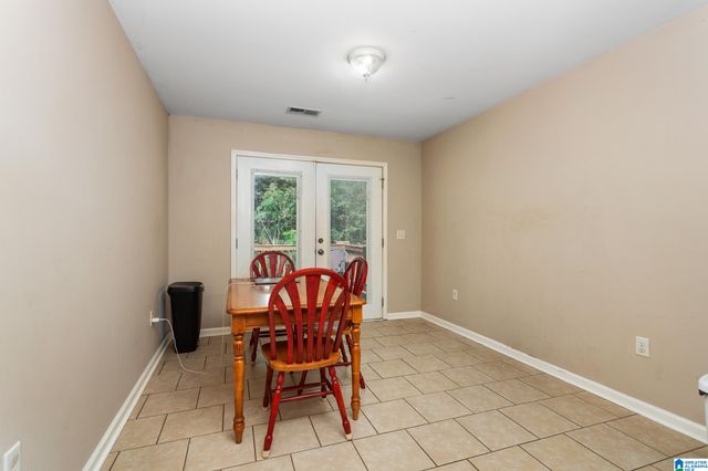 90 LINDY LANE, Oxford, AL 36203