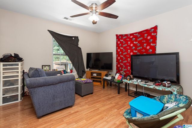 90 LINDY LANE, Oxford, AL 36203