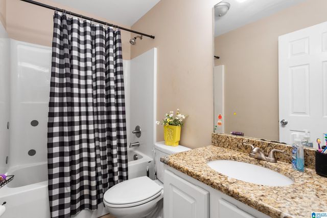 90 LINDY LANE, Oxford, AL 36203