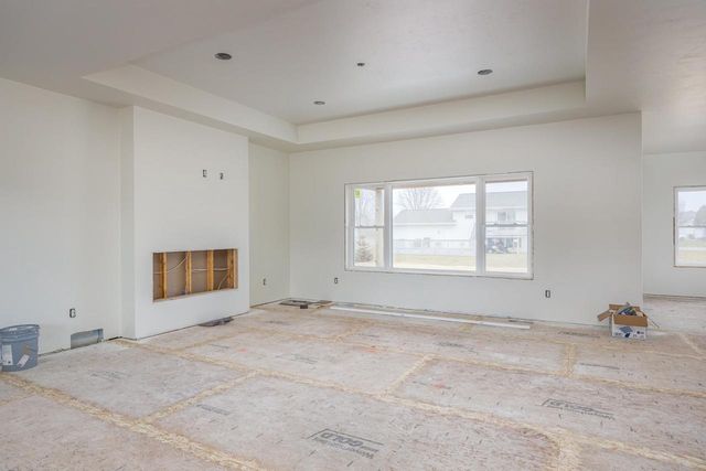 N8912 HARRISVILLE COURT, Menasha, WI 54952