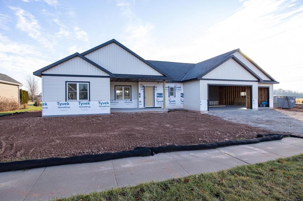 N8912 HARRISVILLE COURT, Menasha, WI 54952