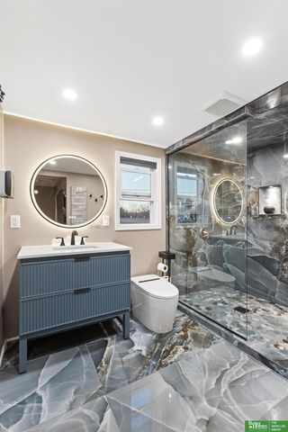 4018 N 26 Street, Omaha, NE 68111