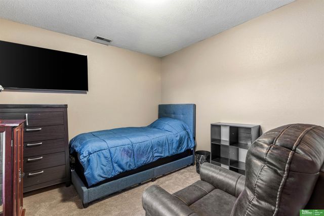 4018 N 26 Street, Omaha, NE 68111