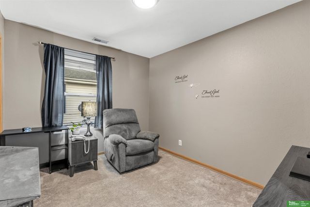 4018 N 26 Street, Omaha, NE 68111