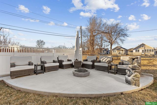 4018 N 26 Street, Omaha, NE 68111