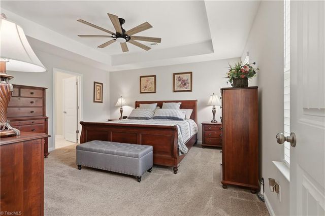 633 Mahogany Drive, Thomasville, NC 27360