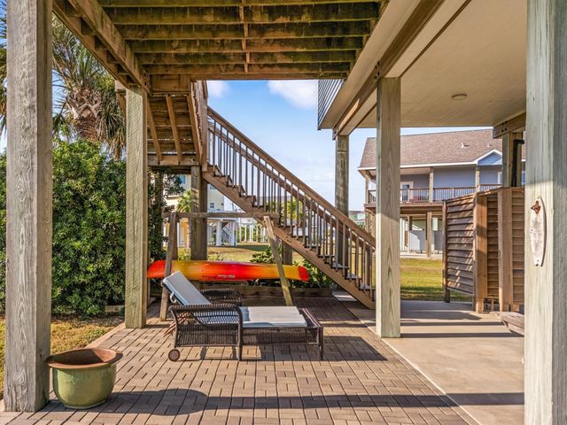 4018 Mendocino Drive, Galveston, TX 77554
