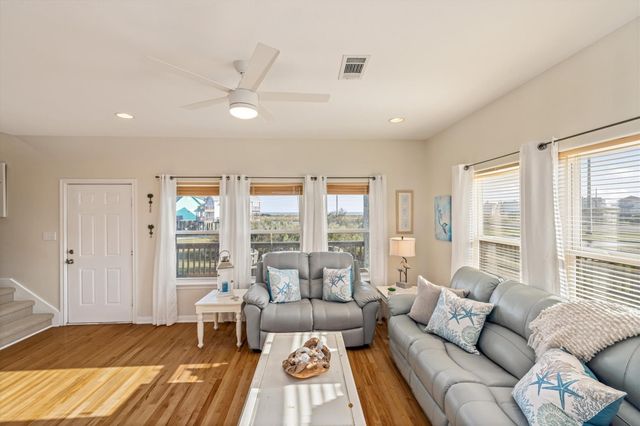 4018 Mendocino Drive, Galveston, TX 77554