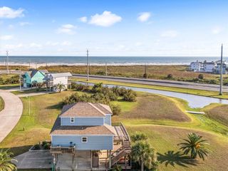 4018 Mendocino Drive, Galveston, TX 77554