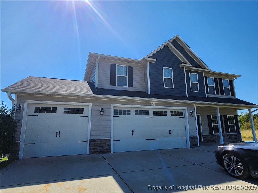 141 Masters Court, Raeford, NC 28376