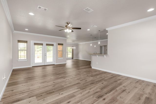 6437 Amanda Court, Crestview, FL 32536