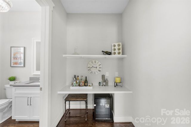 543 Greystone Road, Charlotte, NC 28209