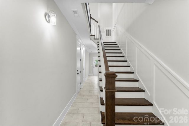543 Greystone Road, Charlotte, NC 28209