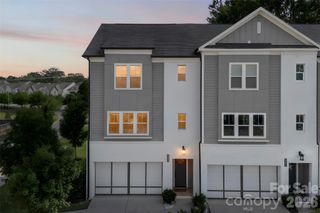 543 Greystone Road, Charlotte, NC 28209