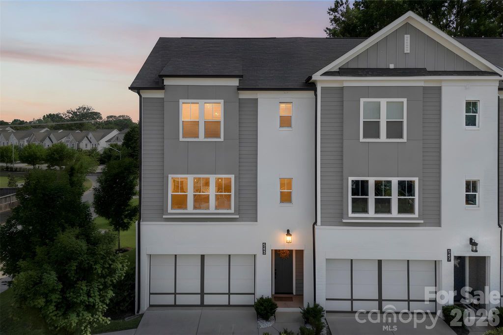 543 Greystone Road, Charlotte, NC 28209