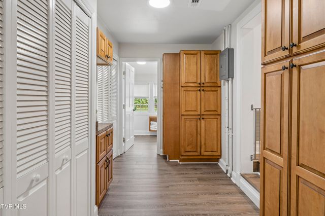 143 Watauga Flats Road, Johnson City, TN 37601