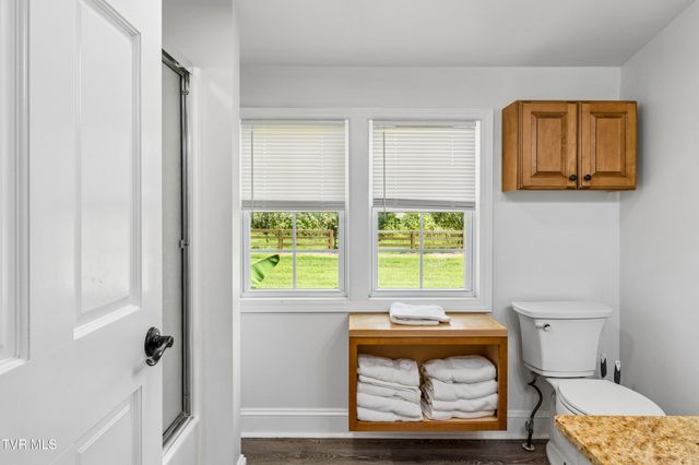 143 Watauga Flats Road, Johnson City, TN 37601