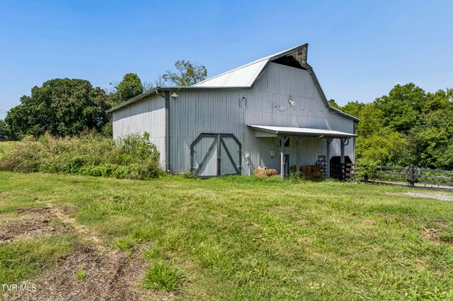 143 Watauga Flats Road, Johnson City, TN 37601