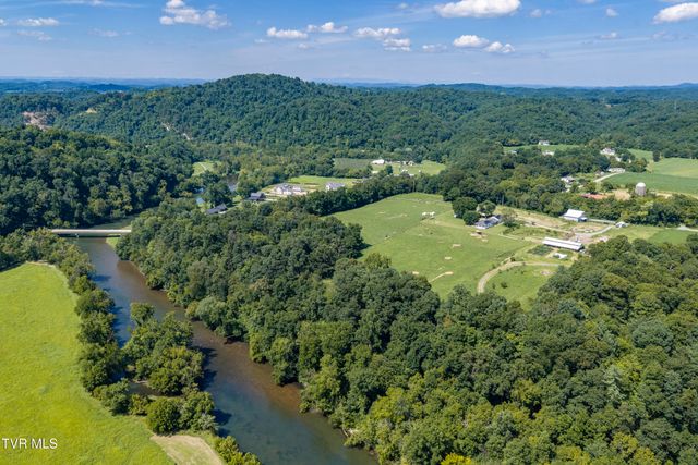 143 Watauga Flats Road, Johnson City, TN 37601