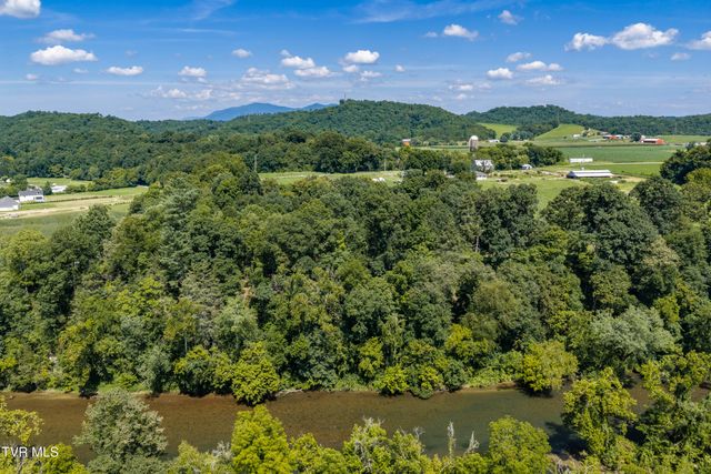 143 Watauga Flats Road, Johnson City, TN 37601