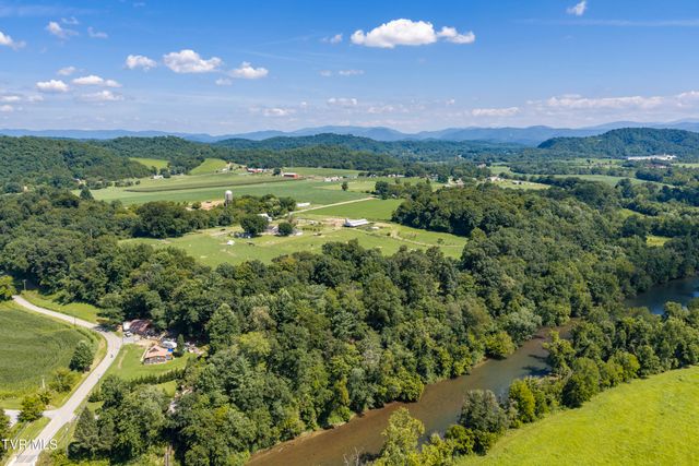 143 Watauga Flats Road, Johnson City, TN 37601