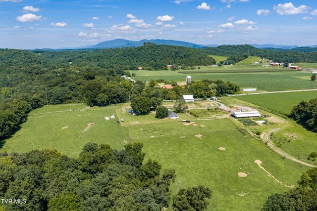 143 Watauga Flats Road, Johnson City, TN 37601